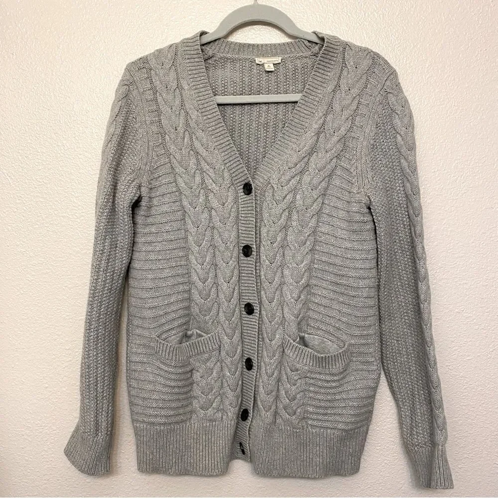 GAP Designed & Crafted Cable Knit Wool Cardigan Gray Button Front Sweater MP
